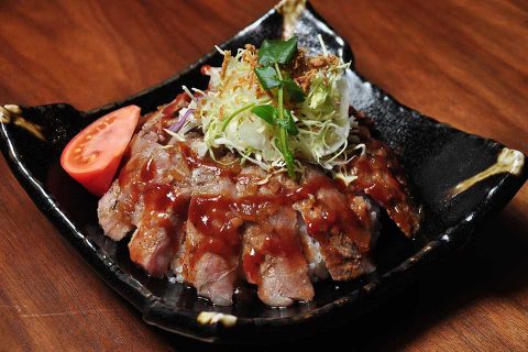 カゴプラ／ビフテキ大関／国産牛ステーキ丼