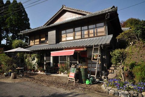 カゴプラ-ChiChinpuipui-cafe-PH1