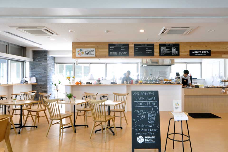 【MINATO CAFE.】桜島の玄関口 ・桜島港フェリーターミナルにオープン！“皆と”つくる“港”のカフェ