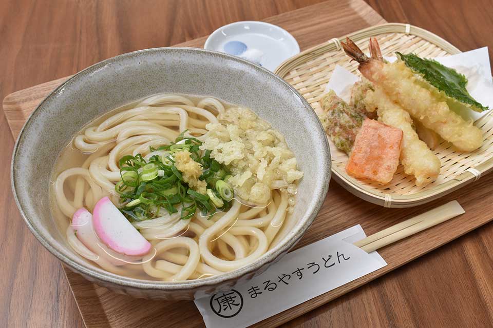 【まるやすうどん】本場・香川で学んだ店主が打つこだわり讃岐うどんを堪能あれ