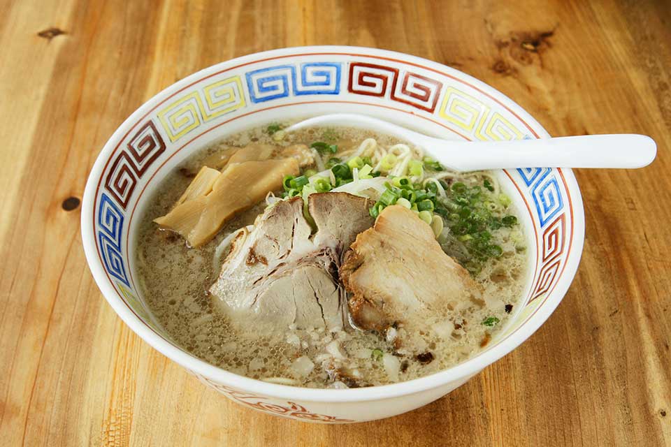 【麺屋トコロ】毎日でも食べたい、優しい味わいのとんこつラーメンを提供中！