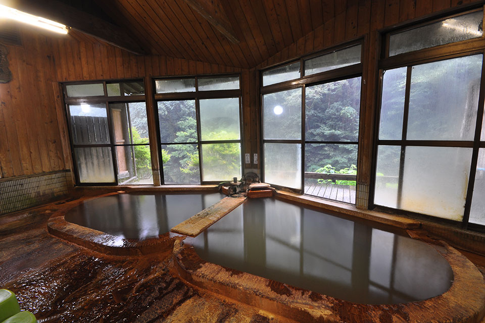 【温泉半額本ピックアップ】霧島方面におでかけの際にはきのこの里へ。土・日曜も使えますよ～