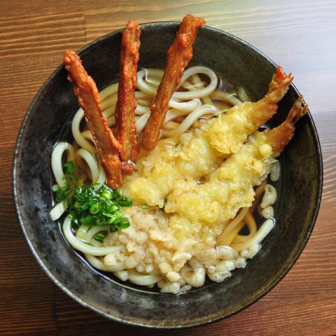 カゴシマプラス｜街ネタプラス｜グルメ｜喜入｜お食事処　くろ｜エビごぼう天うどん