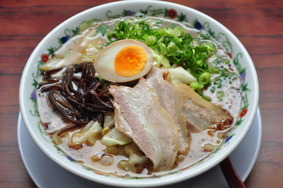 <b>【イーグル】</b>昔ながらの鹿児島ラーメンで人気の店が垂水市から鹿屋市へとお引っ越し