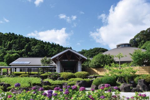 街ネタプラス｜おでかけ｜高山温泉ドーム｜外観