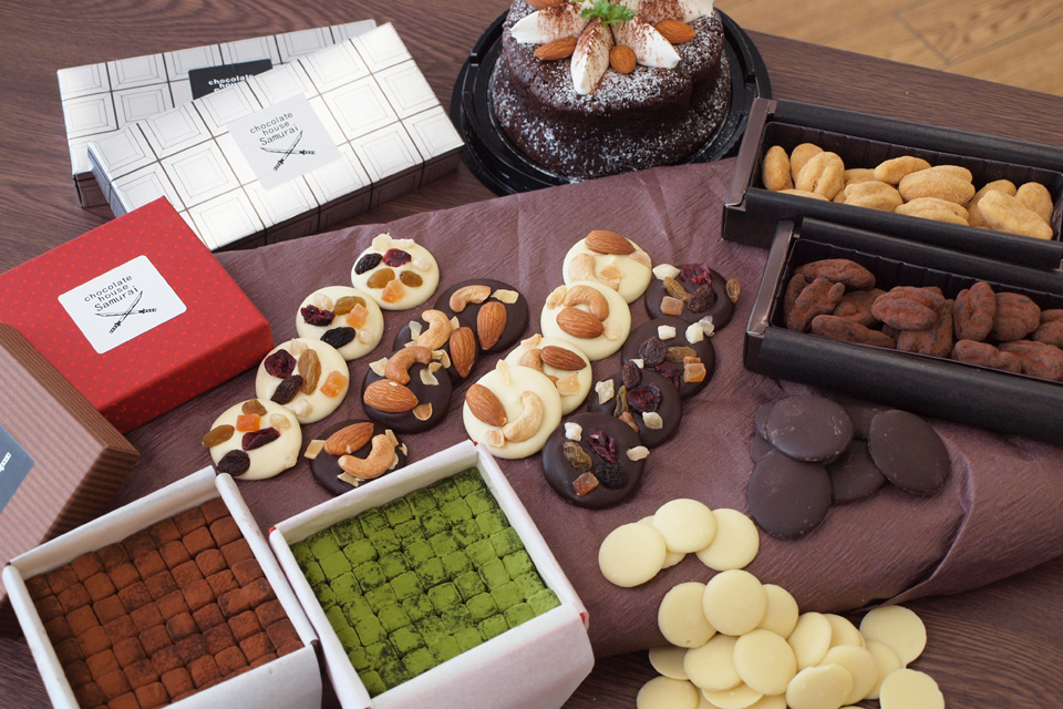 Chocolate House Samurai 人気パティシエのスイーツ店がいちき串木野市にオープン ズラリと並ぶスイーツに夢中 カゴシマプラス