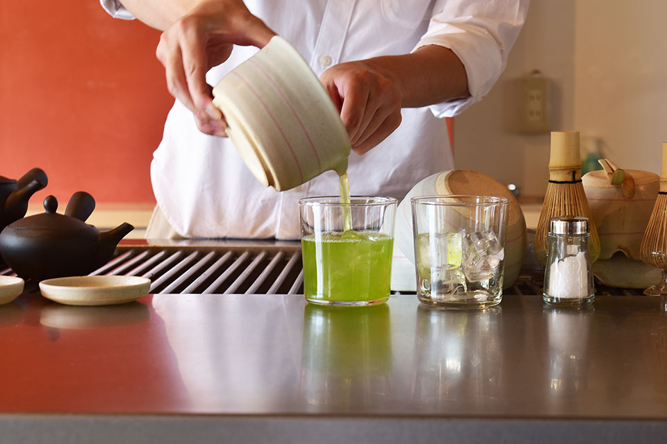 【だしとお茶の店 潮や、】奥深い「だし」と「お茶」の世界、石垣のカフェで触れてみませんか？