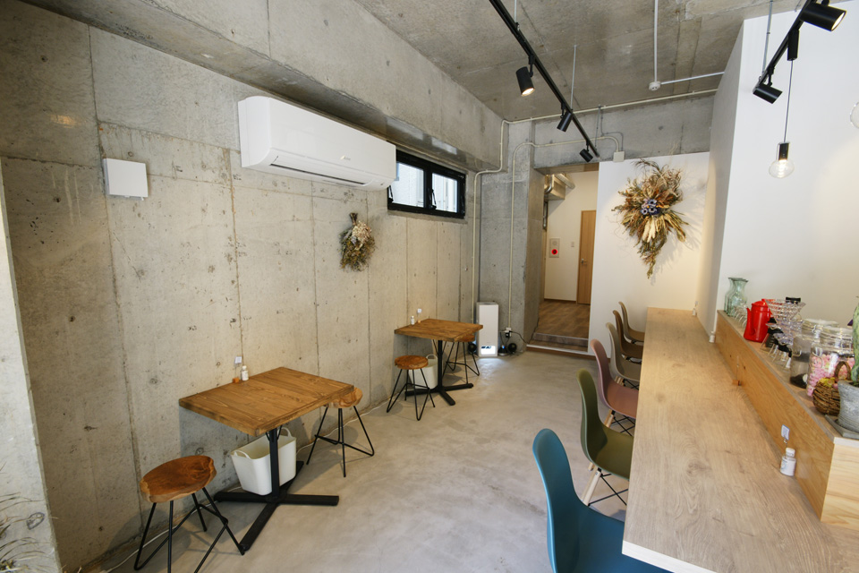 Eight Beat 中央駅近くにオープンした カフェとスタジオが融合した話題のスペース カゴシマプラス