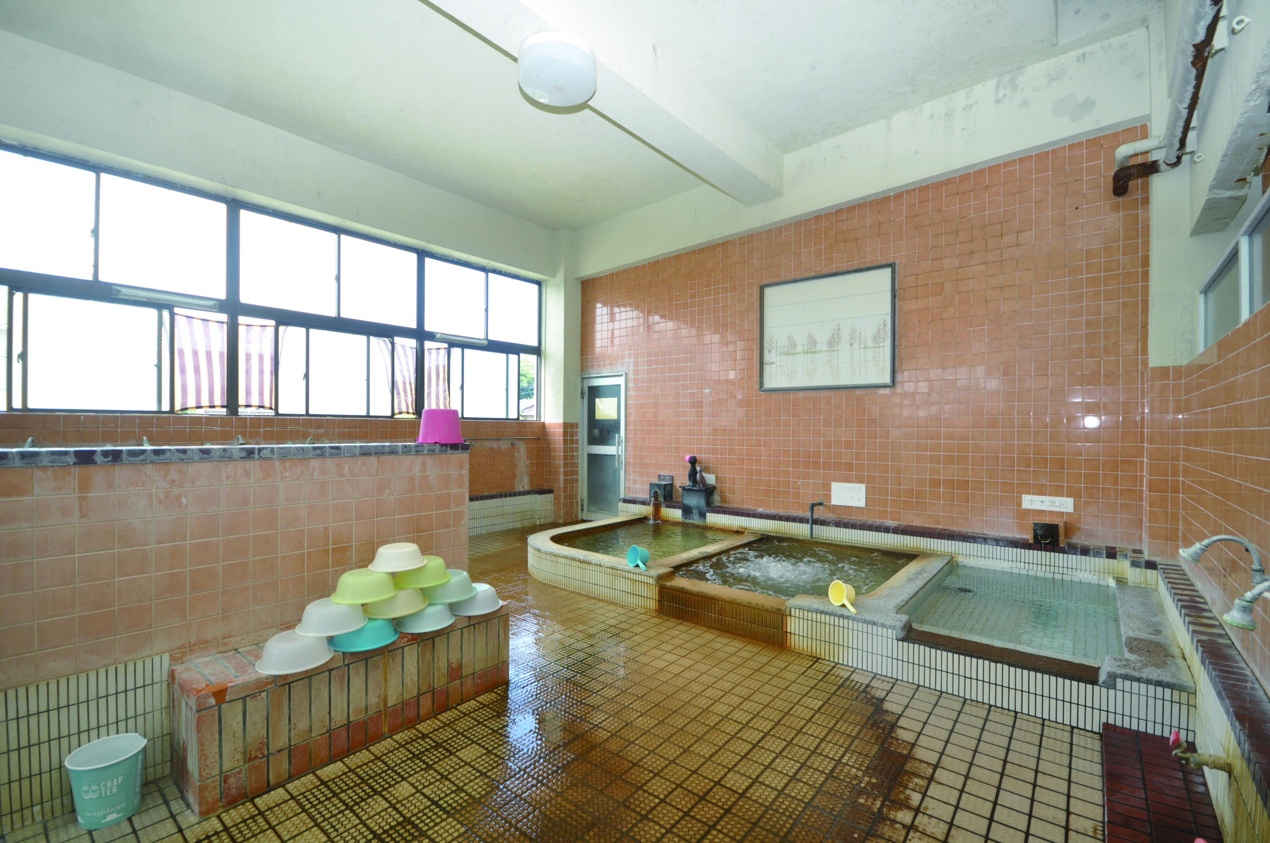 【坂元温泉】泉質が評判の歴史ある公衆浴場が目指すのは、地域の人々の集いの場
